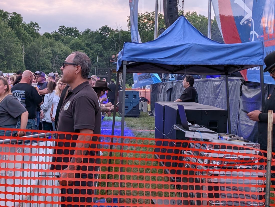 Hammerhead Security officer monitoring a live event